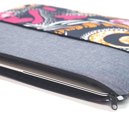 Etui ordinateur portable15 pouces sur mesure, housse macbook pro 15, pochette sur mesure tissu africain avec poche, cadeau femme, noël