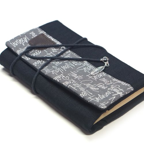 Protège livre poche en lin avec fermeture lanière, couverture livre originale bleu marine, cadeau femme, anniversaire, noël