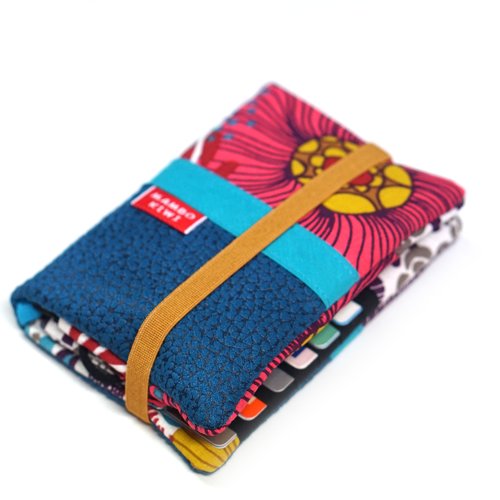 Portefeuille passeport femme tissu floral avec fermeture élastique, cadeau personnalisé