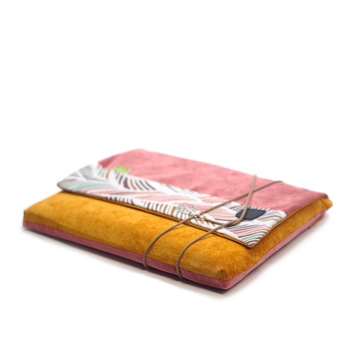 Housse ordinateur portable 13/14 pouces bohème en velours avec rabat - étui macbook pro/air - cadeau femme noël fait main