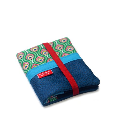Petit portefeuille porte-cartes en imitation cuir noir avec tissu japonais et élastique – accessoire artisanal fait main