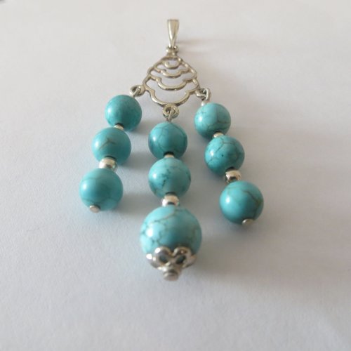 Pendentif véritable turquoise et argent 925 .
