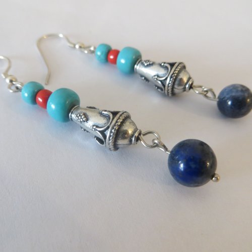 Boucles d'oreilles style amérindien avec crochets en  argent 925 .