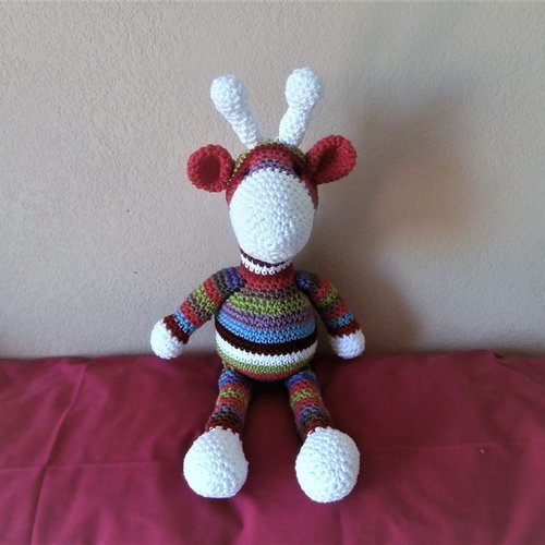 Doudou, jouet, "fifi" la girafe, coton multicolore,  fait main au crochet