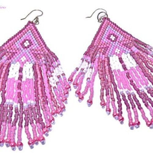 Boucles d'oreilles style amérindien ,tissées en délicas miyuki lilas, framboise ,rose et blanc