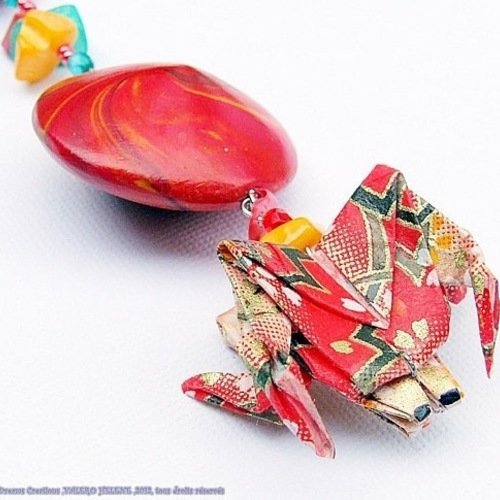Collier créateur 'crabe de sortie ' :polymère,origami,nacre