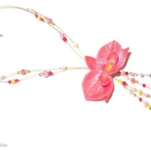 Collier orchidée nacrée  rosée modelée main,pour mariage,cérémonie, soirée.création unique