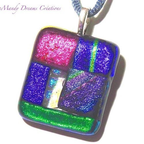 Collier lumineux  brillant en verre dichroïque fait main,multicolore et transparent,pièce unique 