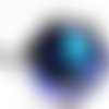 Bague cabochon rond en verre dichroïque bleu,noir,turquoise ,lumineuse, fait main,pièce unique