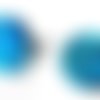 Puces  verre dichroïque bleu tropique  brillant sur support argenté ,lumineuse, fait main,pièce unique