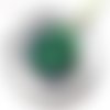 Collier  lumineux, pendentif soleil pétillant cabochon fusing, vert/bleu , en verre dichroïque, fait main,pièce unique
