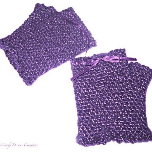 Mitaines violette et lilas brillant en laine,  élégantes , faites au crochet.