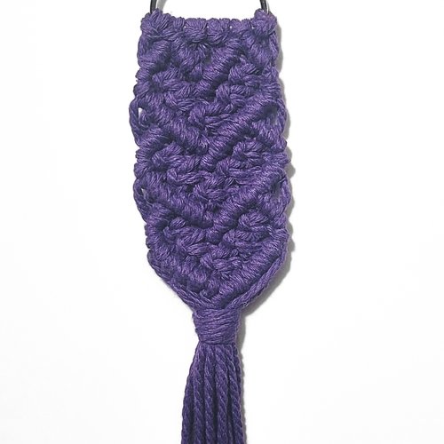 Cœurs bijoux de sac ou porte clefs en macramé  violet