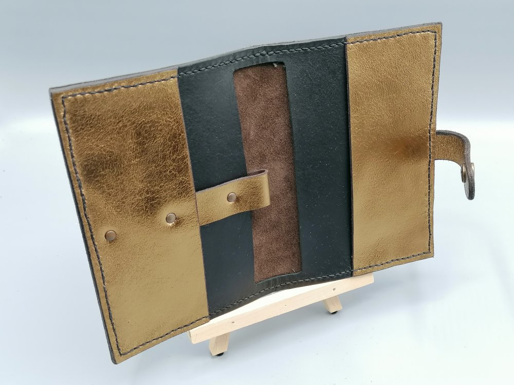 Etui Pour Passeport 🇫🇷 - Les Cuirs Nomades | Artisans Maroquiniers