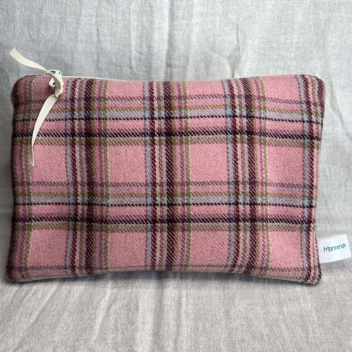 Trousse plate en tartan rose