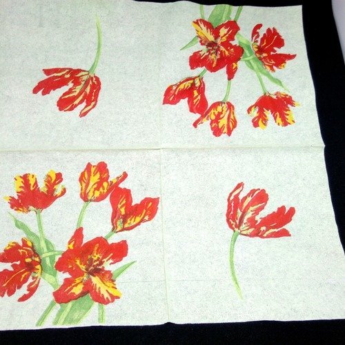 Serviette papier/napkin "tulipe"