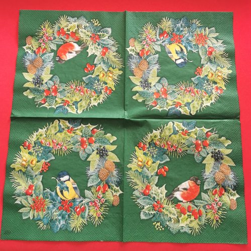 Serviette papier/napkin  "oiseaux, couronne de noël, gui, houx, sapin, lierre, baies rouges"