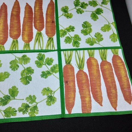 Serviette papier/napkin  légume "carottes"