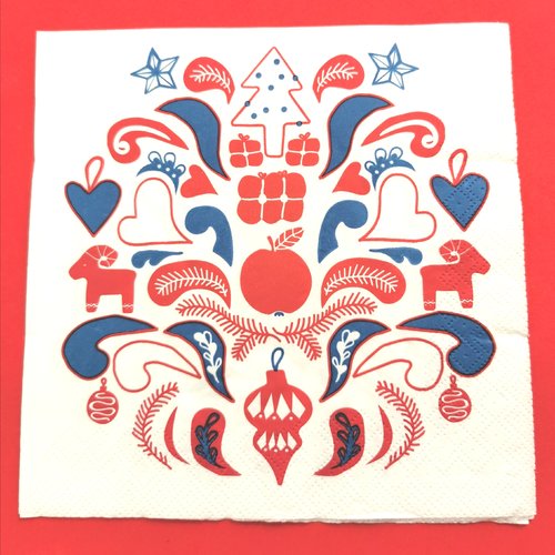Serviette papier/napkin   "décor scandinave en rouge et bleu, rennes, cœurs, boules de noël, sapin""