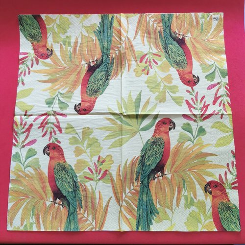 Serviette papier/napkin:  "perroquet rouge, vert, feuilles de palmier, feuilles de ginkgo biloba"