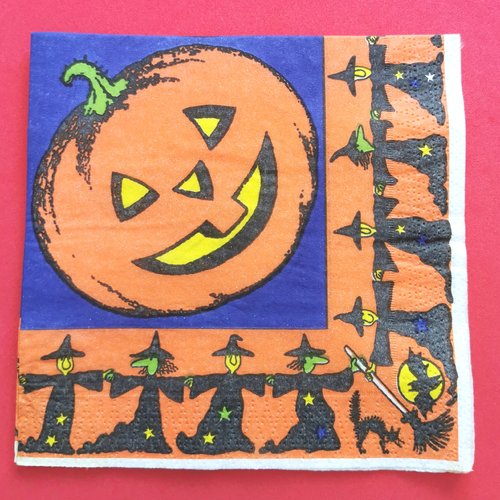 Serviette papier/napkin: "halloween, citrouille, sorcières, balais, chat noir, chauve souris"