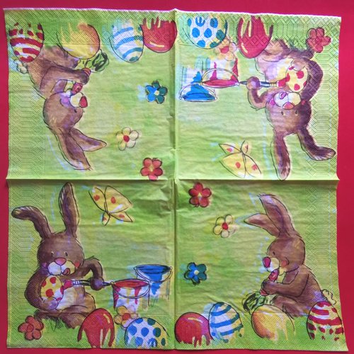 Serviette papier/napkin : "lapins œufs de pâques,peinture, pinceau, carotte"