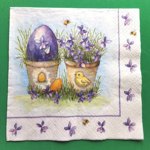 Serviette papier/napkin : "poussins, pot de violettes, œufs décorés, abeilles"