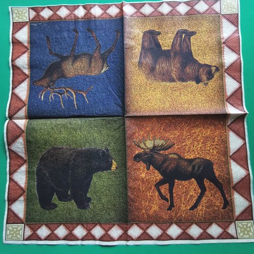 Serviette papier/napkin : "élans, ours brun, ours noir, cerf"