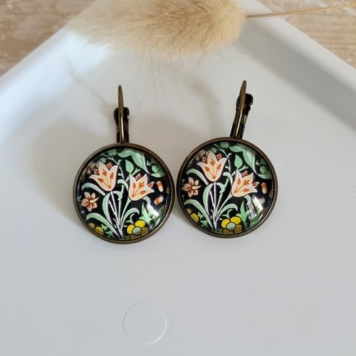 Boucles d'oreilles dormeuse métal bronze cabochon verre william morris a