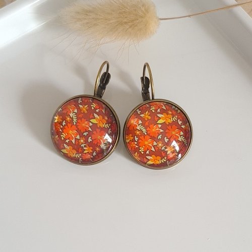 Boucles d'oreilles dormeuse métal bronze cabochon verre feuille d automne