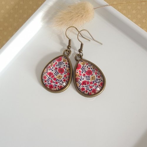 Boucles d'oreilles pendante goutte métal bronze cabochon verre fleur rouge jaune