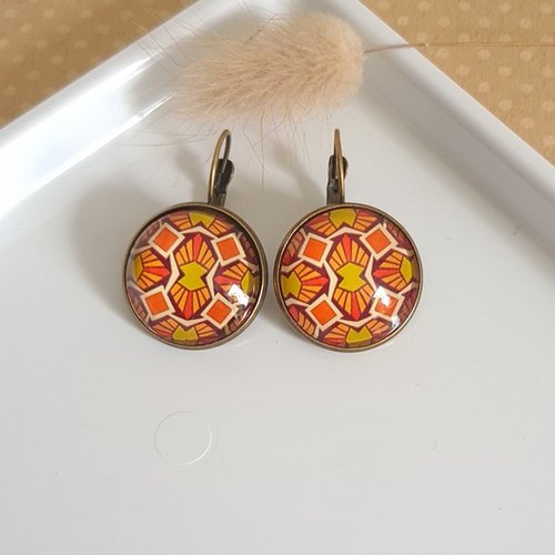 Boucles d'oreilles dormeuse métal bronze cabochon verre géométrie