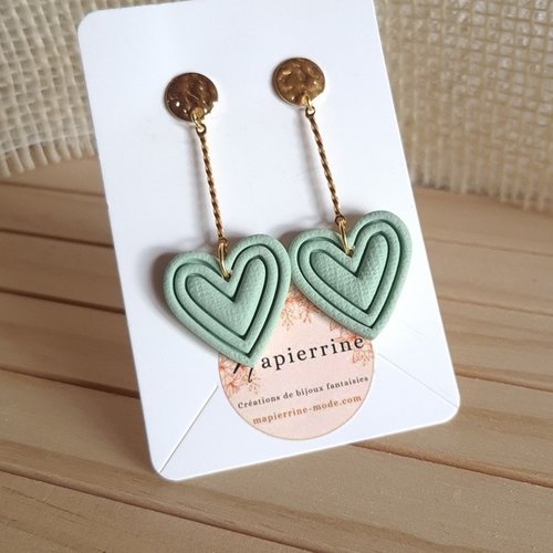 Boucles d'oreille femme en pâte polymère et acier inoxydable coeur vert amande