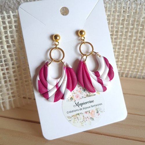 Boucles d'oreille femme en pâte polymère et acier inoxydable marbré blanc fuchsia