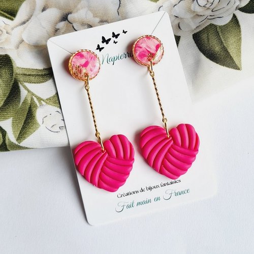 Boucles d’oreille cœur framboise en pâte polymère marbrée et résinée fait main en france attache acier inoxydable