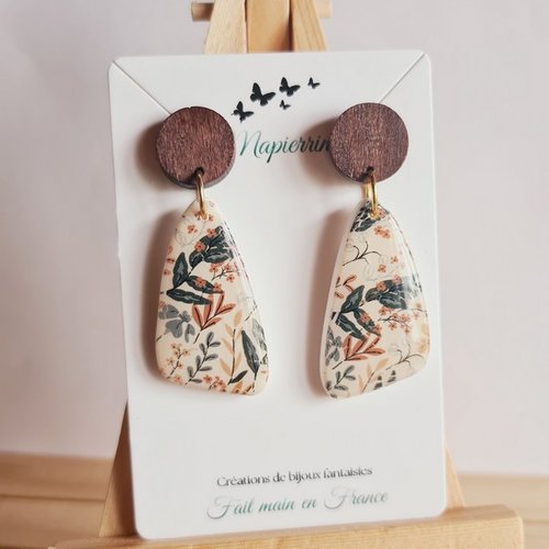 Boucles d'oreilles feuillage en pâte polymère et bois fait main par mapierrine collection feuillage a