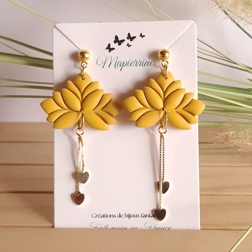 Boucles d’oreilles fleur en pâte polymère ocre jaune acier inoxydable doré fait main en france bijou artisanal mapierrine