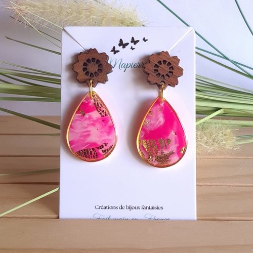 Boucles d’oreille goutte en pâte polymère rose doré translucide attache bois bijou fait main en france mapierrine