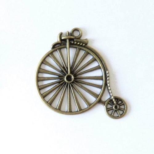 1 breloque charm bronze fabrication bijoux velo