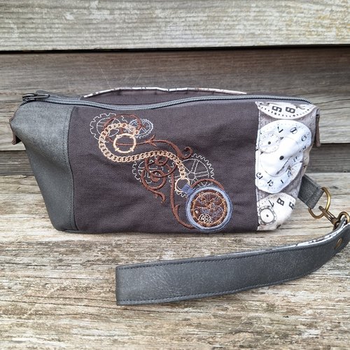 Grande trousse de toilette homme brodé  style vintage steampunk en simili cuir gris,  toile et coton imprimé montres