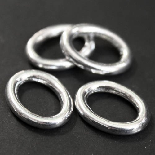 Lot de 4 perles anneau ovales en métal argenté 