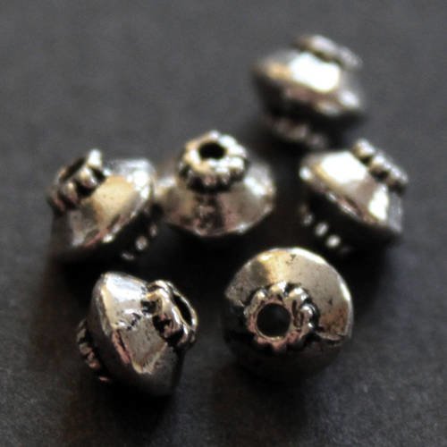 Lot de 10 petites perles bicônes toupies 5 mm en métal argenté 