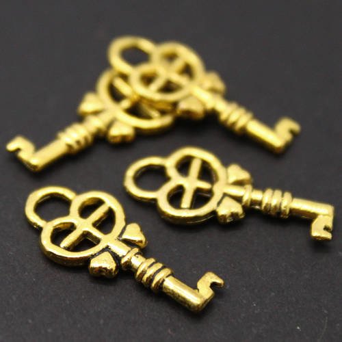 Lot de 6 mini breloques pendentifs "clés" en métal doré vieilli 