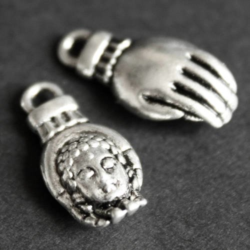 Lot de 2 breloques "déesse hindoue au creux de la main" en métal argenté 