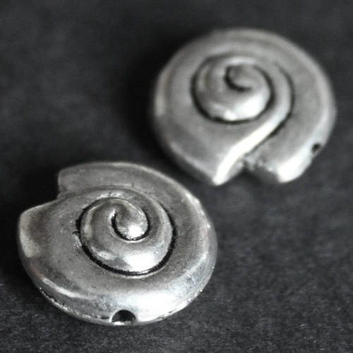 Lot de 2 grosses perles palets spirale 13 mm en métal argenté 