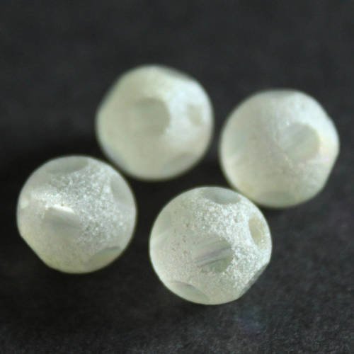 4 perles rondes 8 mm en verre givré avec facettes lisses gris perle - a661-5 
