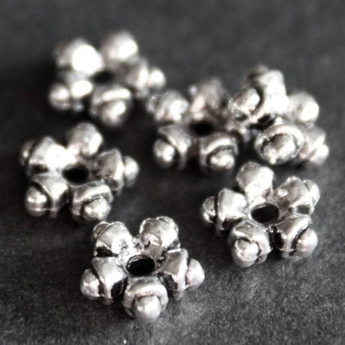 Lot de 10 petites  perles intercalaires originales en métal argenté foncé ---