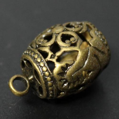 Jolie petite breloque pendentif "tonneau à fleurs" en métal bronze 