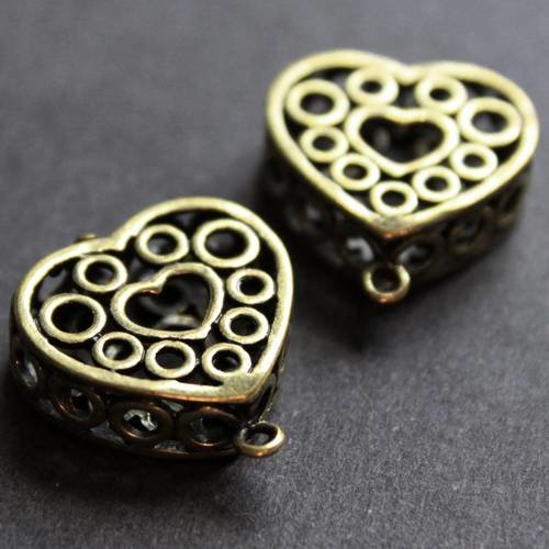 Belle breloque connecteur coeur en 3d en métal bronze 