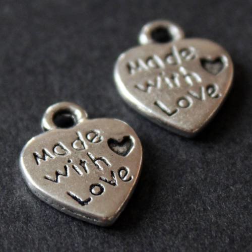 Lot de 6 breloques coeur en métal argenté " made with love " 